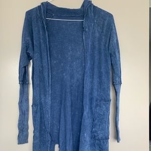 Long sleeve cardigan/ hoodie
